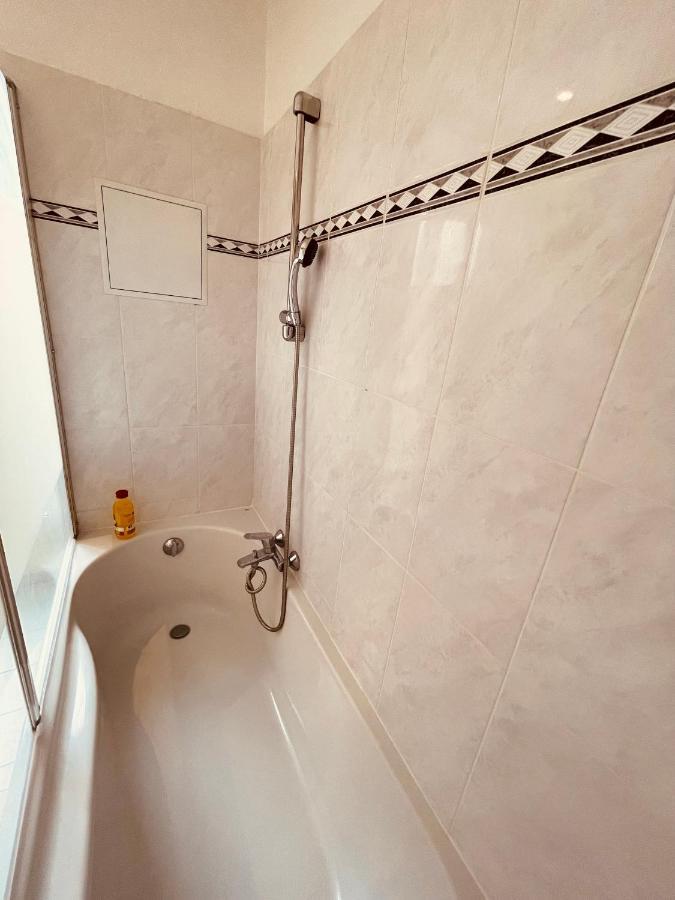Nice Renting - Paganini - Spacious Apartment - 2 Bedrooms - King Bed - Bathtub - Heart Of Nizza Exterior foto